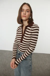 TRENDYOLMİLLA Brown Polo Shirt Collar Basic Striped Fitted/Bodysuit hugging Knitwear Sweater - Image 2