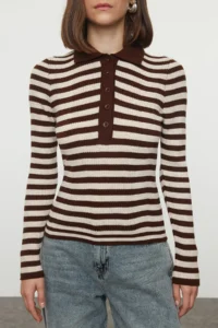 TRENDYOLMİLLA Brown Polo Shirt Collar Basic Striped Fitted/Bodysuit hugging Knitwear Sweater - Image 3