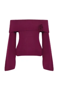 TRENDYOLMİLLA Burgundy ROSE Detailed Carmen Collar Knitwear Sweater - Image 6