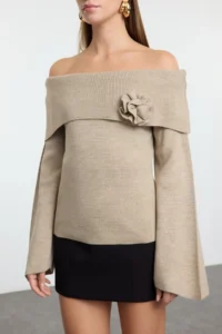 TRENDYOLMİLLA Mink ROSE Detailed Carmen Collar Knitwear Sweater - Image 3