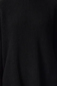 TRENDYOLMİLLA Black Turtleneck Wide Pattern Knitwear Sweater - Image 7