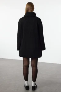 TRENDYOLMİLLA Black Turtleneck Wide Pattern Knitwear Sweater - Image 9