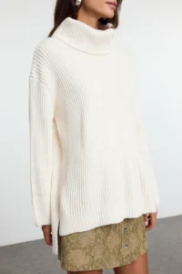 TRENDYOLMİLLA Ecru Turtleneck Wide Pattern Knitwear Sweater - Image 3