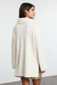 TRENDYOLMİLLA Ecru Turtleneck Wide Pattern Knitwear Sweater - Image 5