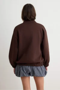 TRENDYOLMİLLA Dark Brown Zippered Oversized Thick Fleece Lined Knitting Cardigan/Sweatshirt - Image 4