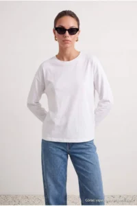 TRENDYOLMİLLA WHITE-WHITE 2 Sets Paket 100% single jersey Oversized/Wide Cut Knitting T-Shirt - Image 5