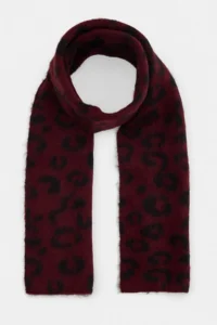 TRENDYOLMİLLA Burgundy Soft textured Leopard Knitwear Scarf
