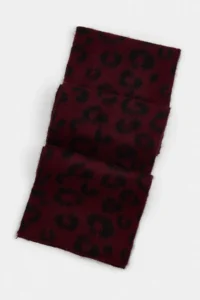 TRENDYOLMİLLA Burgundy Soft textured Leopard Knitwear Scarf - Image 2