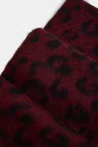TRENDYOLMİLLA Burgundy Soft textured Leopard Knitwear Scarf - Image 3