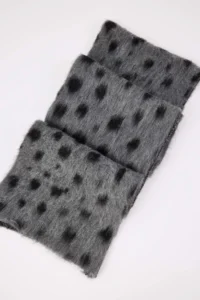 TRENDYOLMİLLA Gray Patterned Soft textured Knitwear Scarf - Image 4