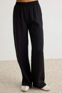 TRENDYOLMİLLA Black Weaving Bottom - Top Set - Image 2