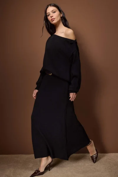 TWOAW26AU00152-BLACK_1