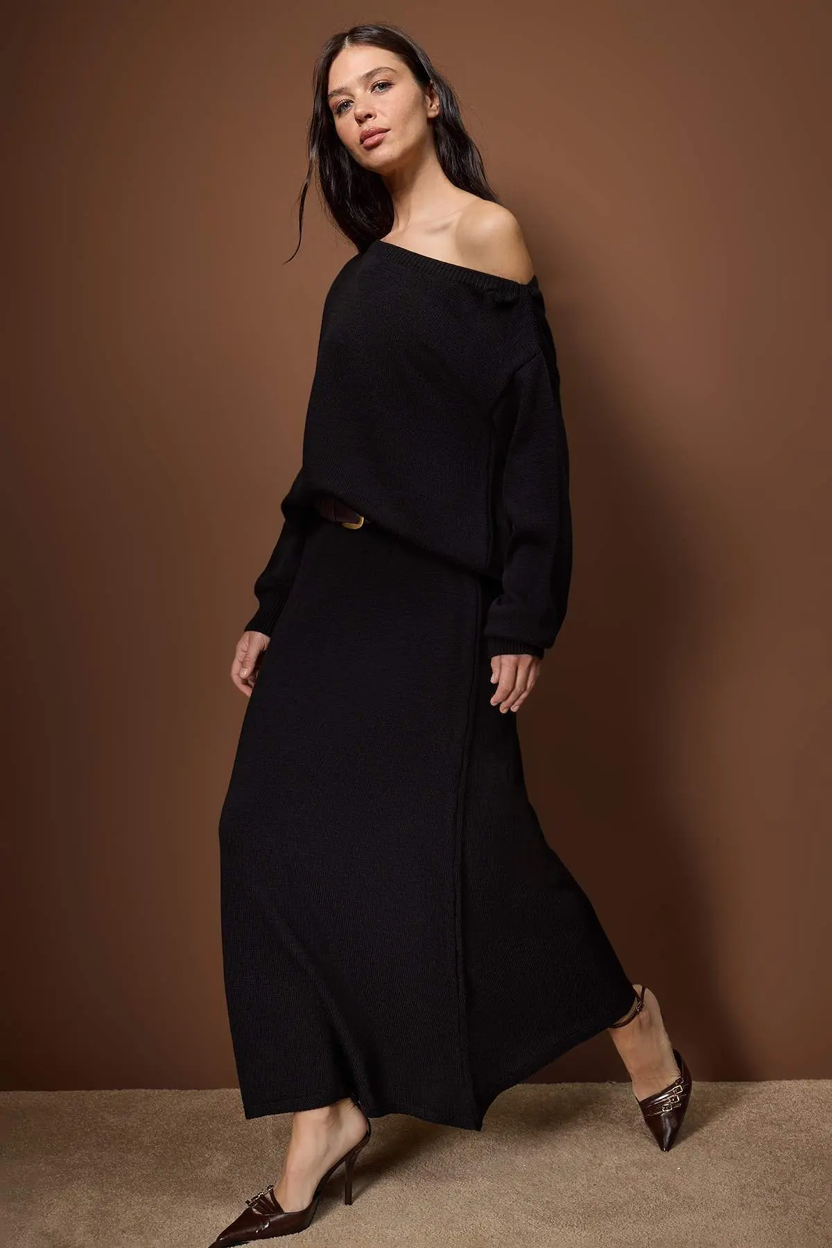 TWOAW26AU00152-BLACK_1