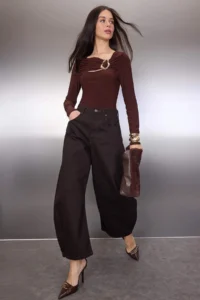 TRENDYOLMİLLA Brown Accessory and Cut Out Detailed Flexible Knitting Blouse - Image 2