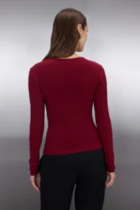 TRENDYOLMİLLA Burgundy Accessory and Cut Out Detailed Flexible Knitting Blouse - Image 4