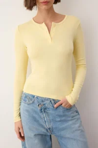 TRENDYOLMİLLA Yellow Soft Touch Half Patch buttoned Flexible Knitting Blouse - Image 3