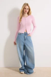 TRENDYOLMİLLA Light PINK Front Full snaps Fitted/Body-Sitting Knitting Blouse - Image 2