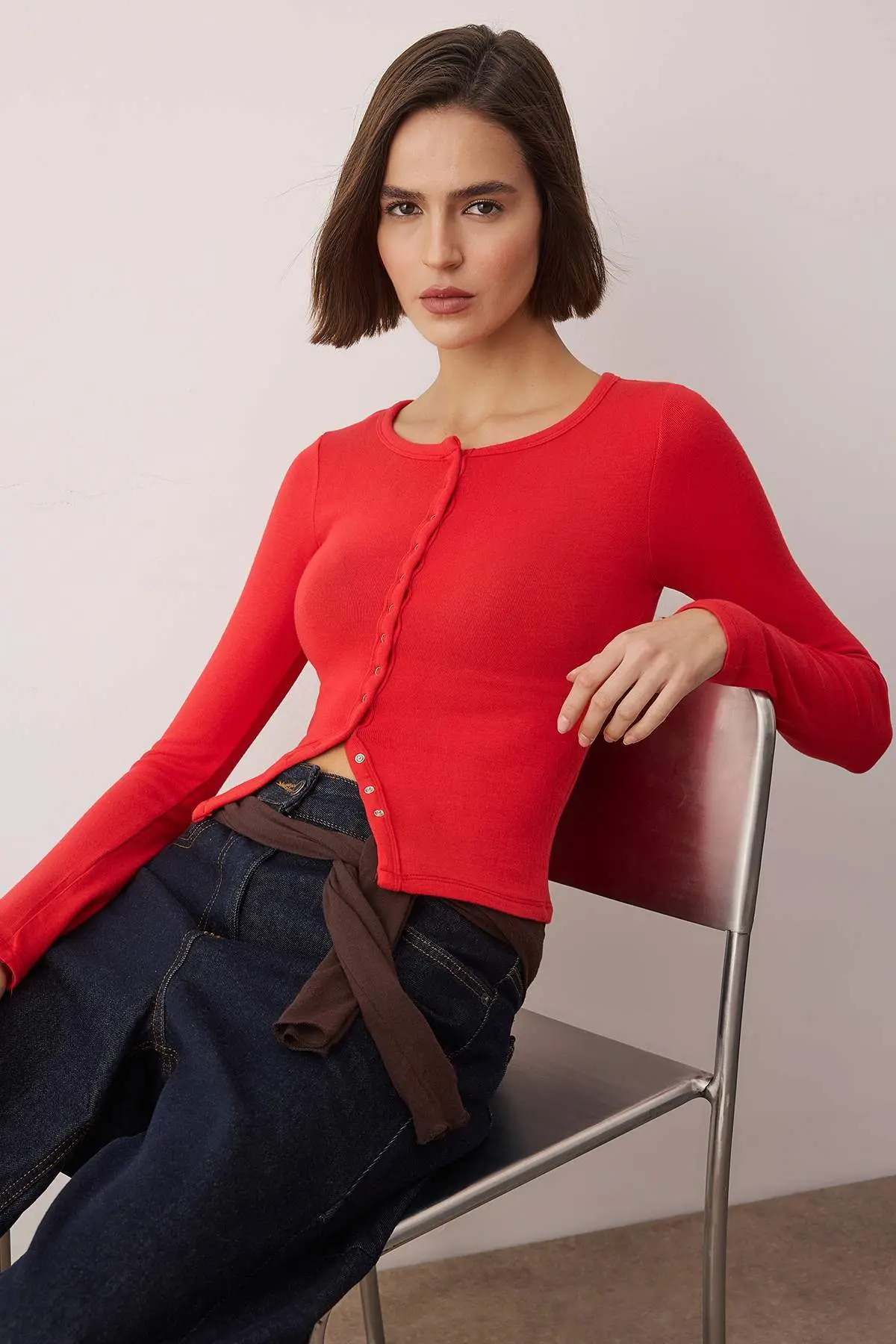 TWOAW26BZ00193-RED_1
