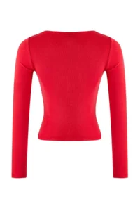 TRENDYOLMİLLA Red Front Full snaps Fitted/Body-Sitting Knitting Blouse - Image 6