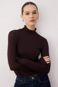 TRENDYOLMİLLA Brown Transparan High Neck Flexible Normal Size Knitting Blouse