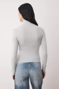 TRENDYOLMİLLA Gray Melange Transparan High Neck Flexible Normal Size Knitting Blouse - Image 4