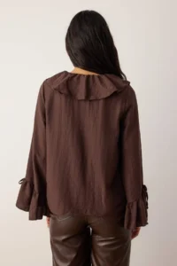 TRENDYOLMİLLA Dark Brown Ruffle Detailed Weaving Blouse - Image 4