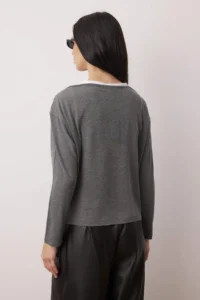 TRENDYOLMİLLA Gray Double Layer Regular/Normal Pattern Knitting Blouse - Image 4