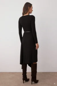 TRENDYOLMİLLA Black Plain A-line/Life Flared Belt Detailed Crew Neck Flexible Maxi Knitting Dress - Image 4