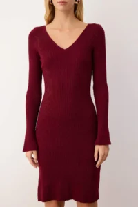 TRENDYOLMİLLA Burgundy V-neck Plain Short / Mini V-neck bodycone Knit Dress - Image 3