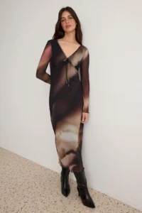 TRENDYOLMİLLA Multicolored Plaid Printed Binding Detailed Maxi Knitting Dress - Image 2