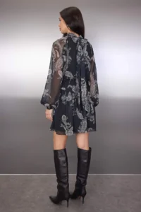 TRENDYOLMİLLA Black-Multicolored Short / Mini Siphon Lined Weaving Dress - Image 4