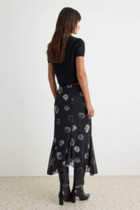 TRENDYOLMİLLA Multicolored*001 Skirt - Image 4
