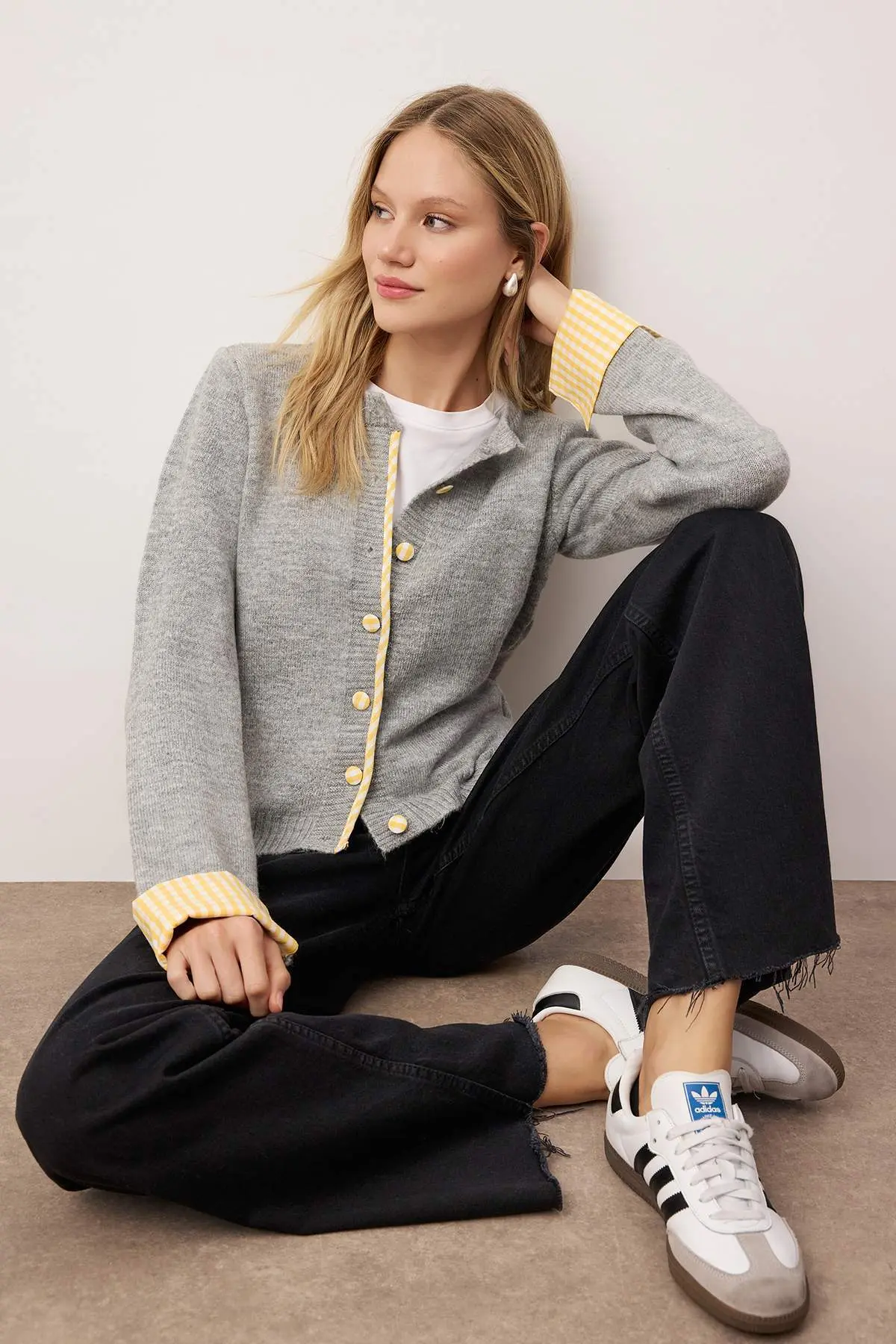 TWOAW26HI00169-GRAY_1