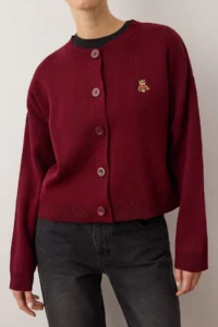 TRENDYOLMİLLA Burgundy Crew Neck Teddy Bear Embroidered Knitwear Cardigan - Image 3