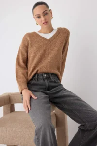 TRENDYOLMİLLA Wardrobe Essentials Beige Alpaca Wool Blend Wide Pattern Premium Thread Knitwear Sweater |