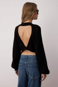 TRENDYOLMİLLA Black Back Cut Out/Window Detailed Knitwear Sweater - Image 4