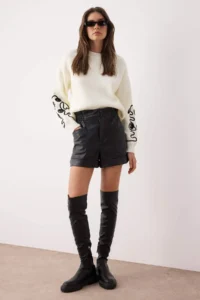 TRENDYOLMİLLA Ecru Oversized/Wide Pattern Sleeve embroidered Knitwear Sweater - Image 2
