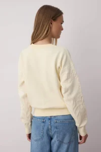 TRENDYOLMİLLA Ecru Flower pattern textured Knitwear Sweater - Image 4