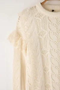 TRENDYOLMİLLA Bonnet Lace Garnili Sleeve Detailed Knitwear Sweater - Image 6