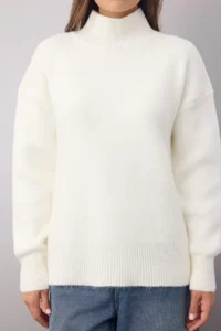 TRENDYOLMİLLA Wardrobe Essentials Ecru Wool Blended Wide Pattern Soft textured Knitwear Sweater | - Image 3