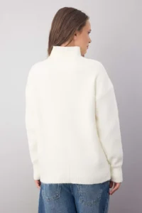 TRENDYOLMİLLA Wardrobe Essentials Ecru Wool Blended Wide Pattern Soft textured Knitwear Sweater | - Image 4