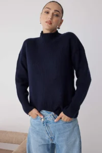 TRENDYOLMİLLA Wardrobe Essentials NAVY BLUE Wool Blended Wide Pattern Soft textured Knitwear Sweater | - Image 2