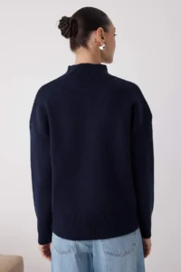 TRENDYOLMİLLA Wardrobe Essentials NAVY BLUE Wool Blended Wide Pattern Soft textured Knitwear Sweater | - Image 4