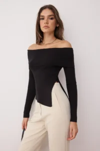 TRENDYOLMİLLA Black Premium Thread/Special Thread Carmen Collar Knitwear Sweater - Image 2