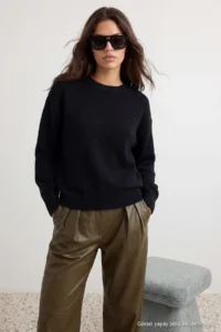TRENDYOLMİLLA Wardrobe Essentials Black Woolly Premium Thread Basic Wide Pattern Knitwear Sweater | - Image 4