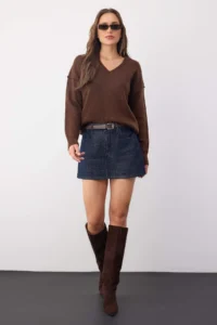 TRENDYOLMİLLA Wardrobe Essentials Brown Woolly Premium YarnBasic Wide Pattern Knitwear Sweater | - Image 2