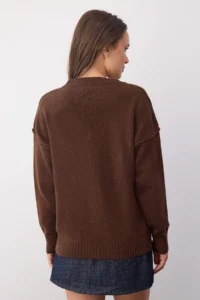 TRENDYOLMİLLA Wardrobe Essentials Brown Woolly Premium YarnBasic Wide Pattern Knitwear Sweater | - Image 4