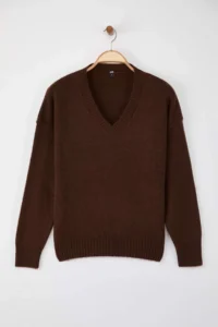 TRENDYOLMİLLA Wardrobe Essentials Brown Woolly Premium YarnBasic Wide Pattern Knitwear Sweater | - Image 5