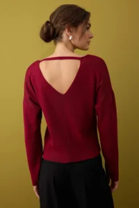 TRENDYOLMİLLA Burgundy Corset Stitching Detailed Knitwear Sweater - Image 4