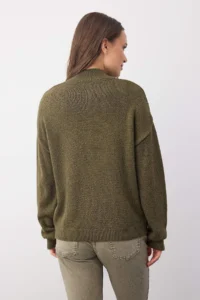 TRENDYOLMİLLA Wardrobe Essentials Khaki Soft textured Knitwear Sweater | - Image 4